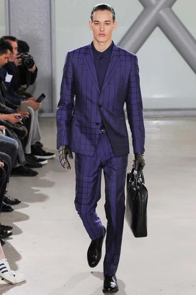 Look 1